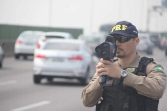 Lei de transito multa passa de R 1400 e 7.jpg