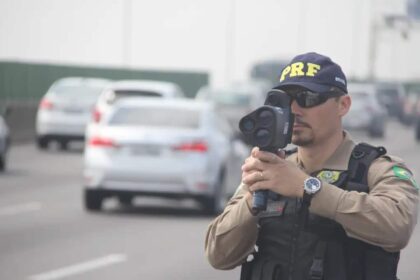 Lei de transito multa passa de R 1400 e 7.jpg