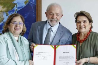 Lula nomeia e da posse a Marcia Lopes como nova.jpg