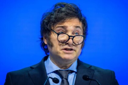 Milei endurece regras de imigracao para Argentina.jpg