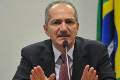 moraes-ameaca-prender-aldo-rebelo-durante-audiencia-da-acao-do-golpe-se-o-senhor-nao-se-comportar-sera-preso-por-desacato-disse-moraes-foto-antonio-cruz-abr-tvt-news