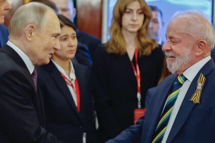 Presidente-Lula-e-presidente-Vladimir-Putin-na-comemoração-dos-80-anos-do-Dia-da-Vitória-na-Segunda-Guerra-Mundial-Foto-@ricardo-stuckert-tvt-news