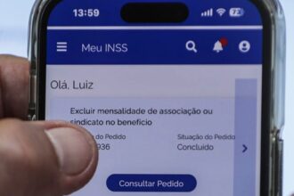 nao-caia-em-golpes-canal-oficial-para-reembolso-de-desconto-indevido-e-o-meu-inss-aposentados-e-pensionistas-receberao-notificacao-do-inss-caso-tenham-recebido-descontos-indevidos-em-seus-beneficios-joedson-alves-agencia-brasil-tvt-news