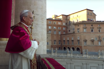 habemus-papam-fumaca-branca-no-vaticano-chamine-na-capela-sistina-fumaca-branca-indica-que-o-papa-for-eleito-imagem-reproducao-vatican-news-tvt-news