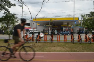 projeto-remunerar-quem-usa-bicicleta-bilhete-unico-viagens-de-bicicleta-cresceram-25-por-cento-entre-2017-e-2023-foto-rovena-rosa-agencia-brasil