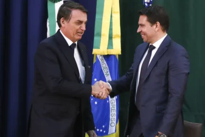 STF anula manobra que beneficiaria Bolsonaro e Ramagem.webp.webp