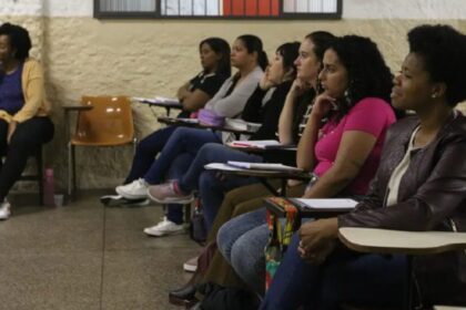cursinhos-populares-inscricoes-foto-ravena-rosa-abr-tvt-news