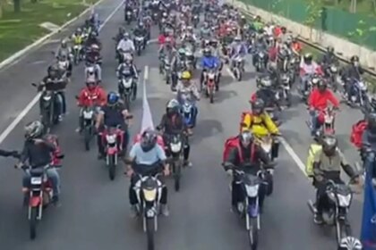 sp-motofretistas-fazem-ato-contra-pejotizacao-no-dia-do-trabalhador-entregadores-nao-sao-pj-somos-trabalhadores-dizem-manifestantes-foto-sindimotosp-divulgacao