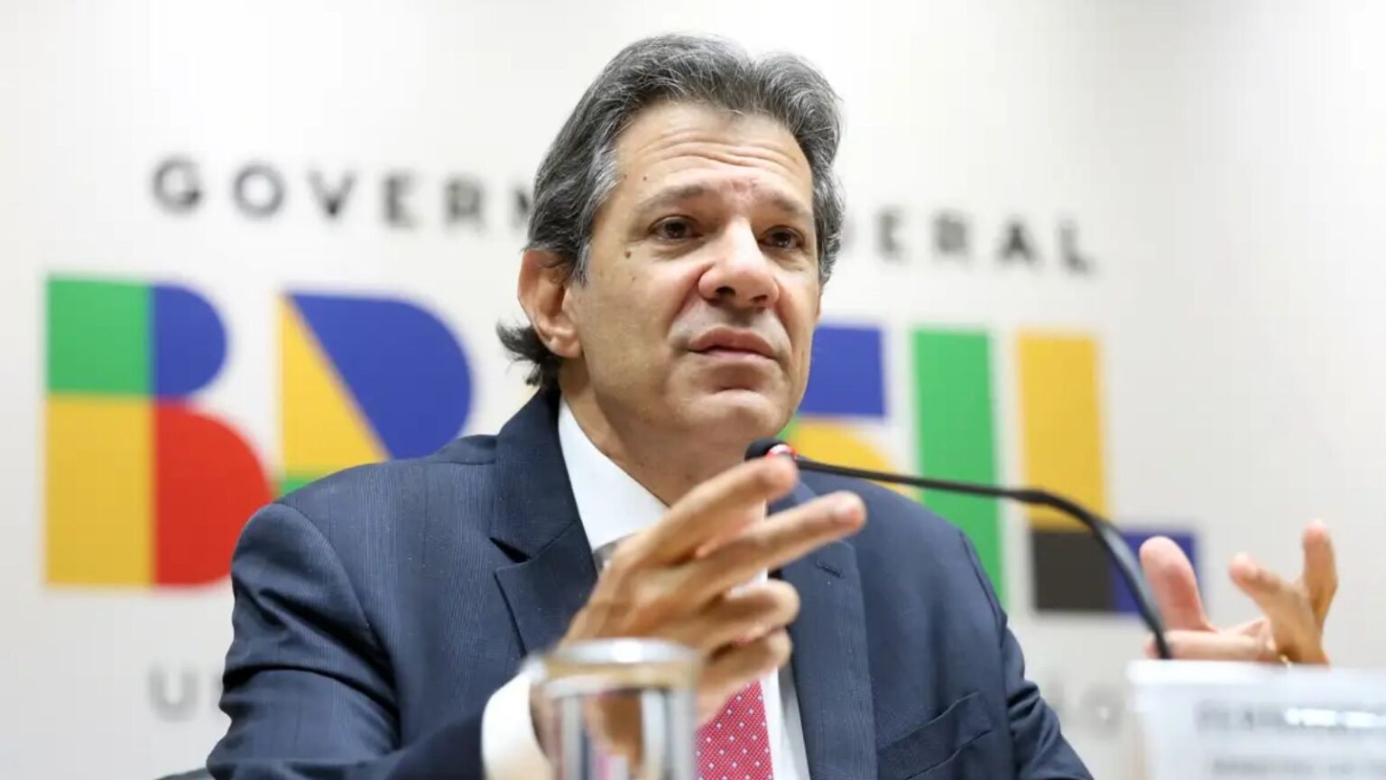 alternativas-iof-encaminhadas-congresso-proxima-semana-projeto-propostas-apresentado-lideres-partidarios-valter-campanato-agencia-brasil