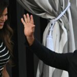 Lauren-Sanchez-e-Jeff-Bezos-deixam-Hotel-Aman-em-Veneza-apos-estadia-de-luxo-Créditos-Stefano-Rellandini-AFP-TVT-News