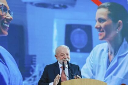 e-medico-saiba-como-conseguir-bolsa-de-residencia-iniciativa-quer-reduzir-tempo-de-espera-por-atendimento-com-foco-nas-regioes-mais-desassistidas-do-pais-foto-ricardo-stuckert-pr-tvt-news