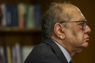 Gilmar Mendes vira alvo de investigacao anunciada por Andre Ventura.webp.webp