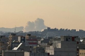 israel-ataca-alvos-nucleares-ira-e-mata-lideres-israel-ataca-alvos-nucleares-ira-e-mata-lidereso-principal-alvo-foi-a-instalacao-nuclear-de-natanz-a-maior-de-enriquecimento-de-uranio-no-ira-foto:-reproducao-x-tvt-news
