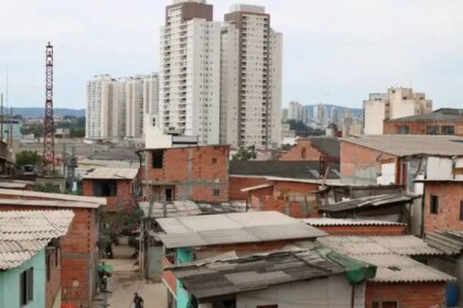 Lula vem a SP anunciar solucao para Favela do Moinho.jpg