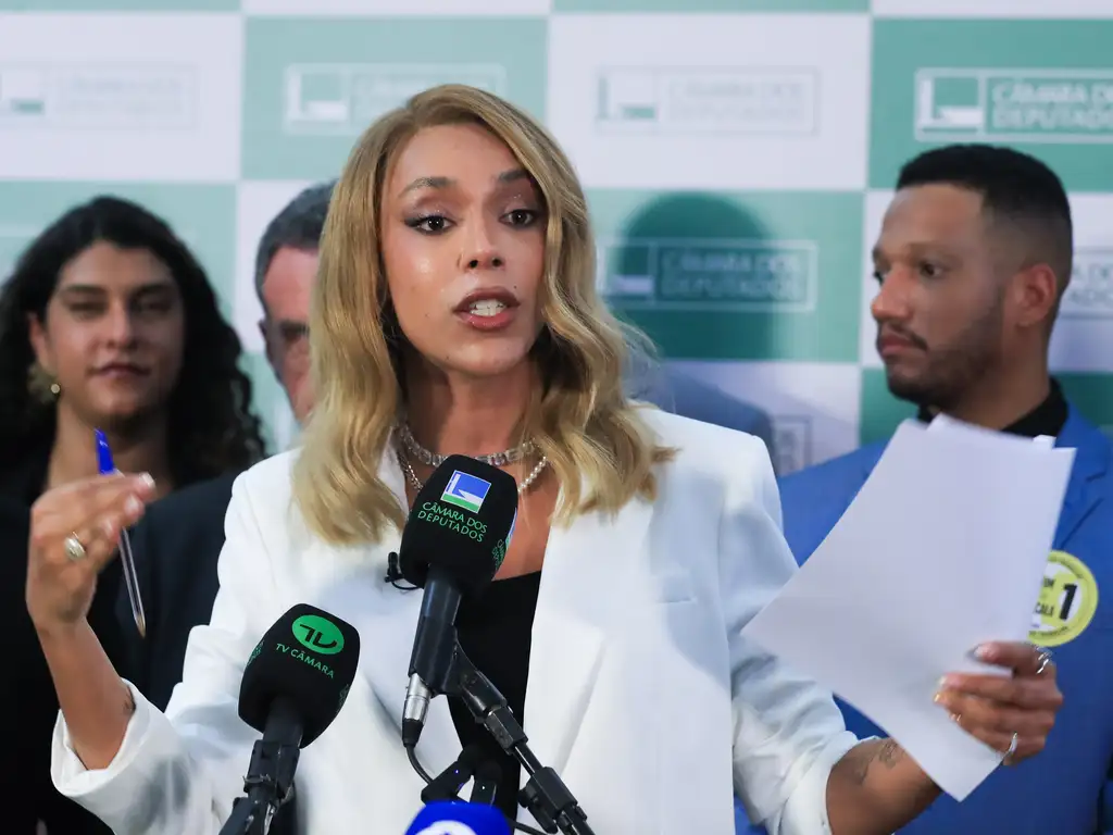 PSOL pressiona STF enquanto IOF divide opinioes.webp.webp