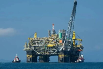 projeto-que-altera-regime-de-partilha-do-pre-sal-e-retrocesso-projeto-enfraquece-a-petrobras-e-reduz-participacao-do-estado-alertam-petroleiros-foto-divulgacao-petrobras-tvt-news