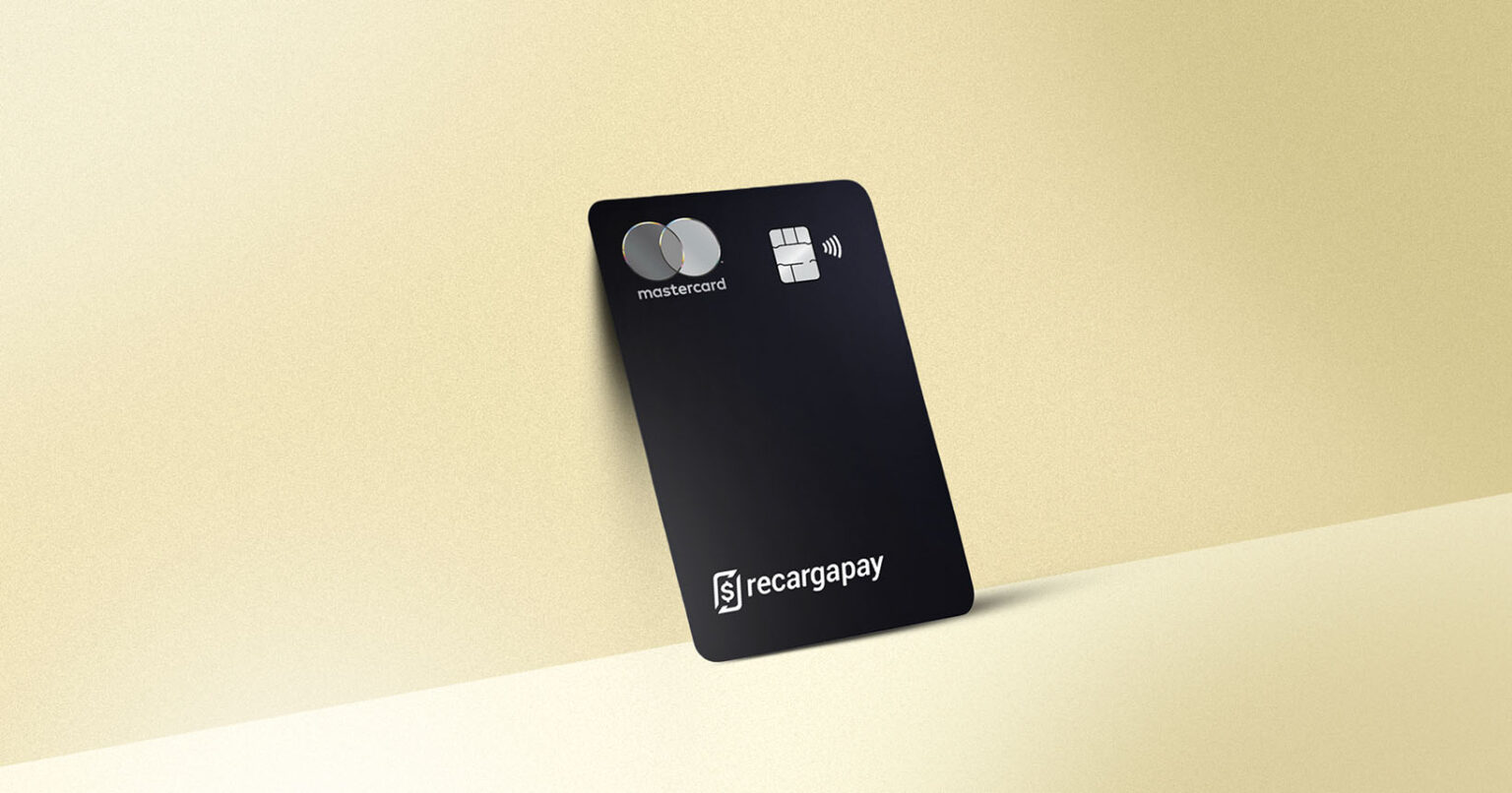RecargaPay lanca cartoes Platinum e Black com cashback salas VIP.jpg