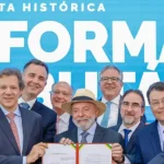 reforma-tributaria-quem-deve-pagar-mais-presidente-lula-durante-cerimonia-de-sancao-do-projeto-de-lei-complementar-n-68-2024-de-regulamentacao-da-reforma-tributaria-no-palacio-do-planalto-foto-ricardo-stuckert-pr-tvt-news