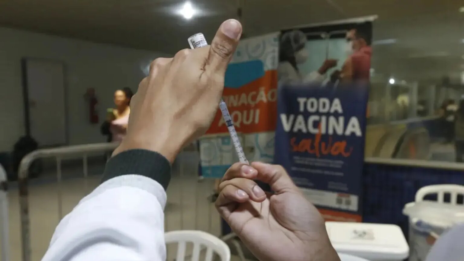 gripe-sp-inicia-vacinacao-em-estacoes-nesta-segunda-a-vacina-esta-disponivel-para-toda-a-populacao-acima-de-6-meses-de-idade-foto-paulo-pinto-agencia-brasil-arquivo-tvt-news