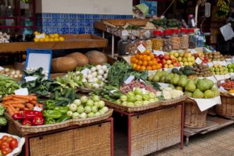 77 mil toneladas de frutas do Brasil podem ser barradas.jpg
