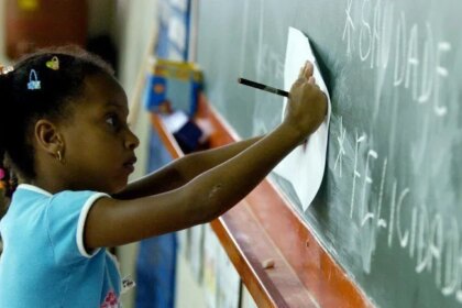 alfabetizacao-avanca-e-atinge-59-2-em-2024-participaram-do-estudo-2-milhoes-de-alunos-de-42-mil-escolas-em-5-450-municipios-foto-divulgacao-mec-tvt-news