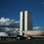 camara-aprova-urgencia-para-criacao-do-iof-democracia-tvt-news