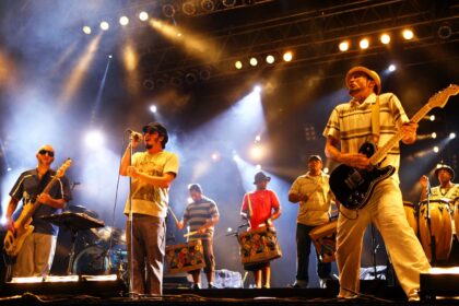 dia-mundial-rock-genero-moldou-geracoes-estrelas-brilharam-rock-nacional-daniela-nader-tvt-news
