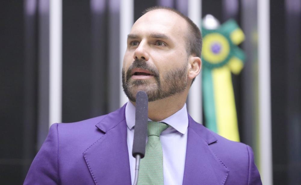 Eduardo Bolsonaro fala que Moraes dobrou a aposta contra o.jpg