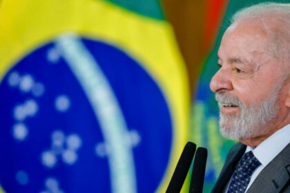 lula-anuncia-comite-para-adocao-de-medidas-de-protecao-da-economia-grupo-sera-criado-por-meio-do-decreto-de-regulamentacao-da-lei-de-reciprocidade-economica-foto-ricardo-stuckert-pr-tvt-news