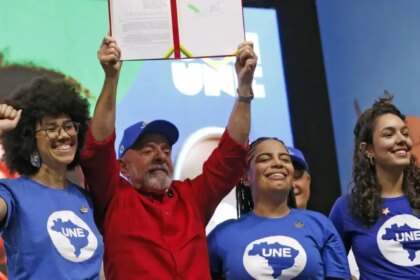 lula-diz-que-vai-taxar-big-techs-dos-estados-unidos-nao-e-um-gringo-que-vai-dar-ordem-a-esse-presidente-disse-lula-foto-bruno-peres-abr-tvt-news