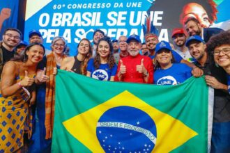 Lula sanciona lei que amplia assistencia estudantil.jpg