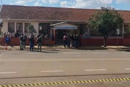mec-anuncia-apoio-a-escola-que-sofreu-ataque-no-rs-as-aulas-de-todas-as-escolcas-da-rede-municipal-estao-suspensas-por-tempo-indeterminado-foto-policia-civil-reproducao-tvt-news