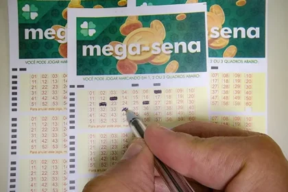 mega-sena-2887-acumula-e-premio-vai-para-r-46-milhoes-confira-os-numeros-sorteados-na-mega-sena-foto-rafa-neddermeyer-agencia-brasil-arquivo-tvt-news