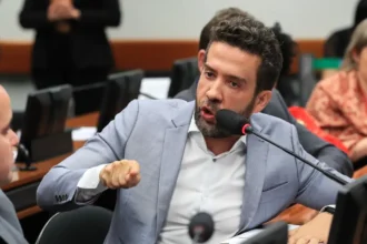 OAB suspende Janones pela quarta vez e sigilo sobre motivo.webp.webp