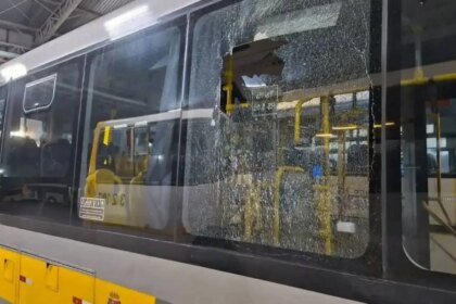 onda-de-ataques-a-onibus-em-sp-mobiliza-investigacoes-autoridades-investigam-envolvimento-de-desafios-online-em-ataques-foto-reproducao-tvt-news