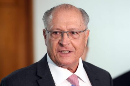 pix-para-todos-dizem-meta-apple-google-e-visa-para-alckmin-geraldo-alckmin-e-presidente-em-exercicio-enquanto-lula-esta-no-chile-em-reuniao-pela-democracia-foto-valter-campanato-agencia-brasil-tvt-news