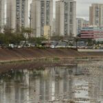 Sabesp explica plano para evitar esgoto lancado no Rio Tiete.jpg