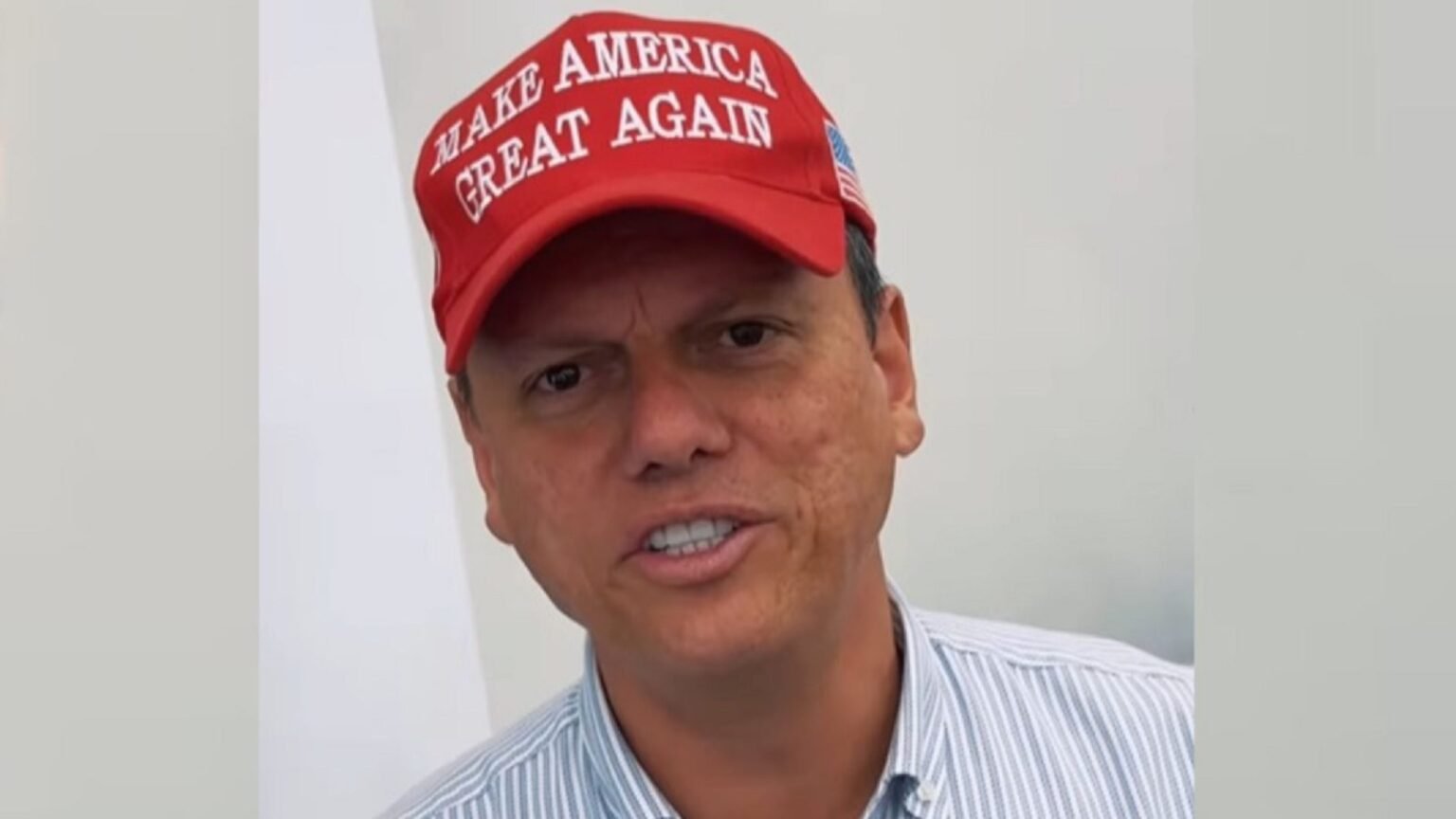 Tarcisio ameniza tom e pede diplomacia para Lula.jpg