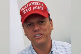 Tarcisio ameniza tom e pede diplomacia para Lula.jpg