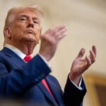 trump-impoe-tarifas-de-ate-40-a-importacoes-de-14-paises-ele-ainda-ameacou-incorporar-qualquer-retaliacao-tarifaria-a-aliquota-inicial-foto-daniel-torok-casa-branca-tvt-news