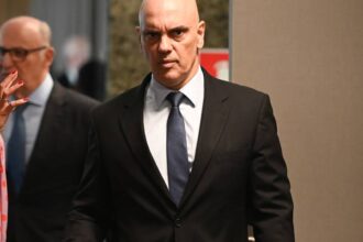 Vistos de Moraes e aliados sao revogados por Trump e.jpg