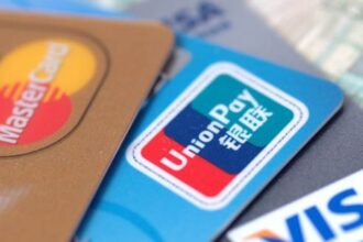 chinesa UnionPay chega para concorrer com Visa e Mastercard.jpg