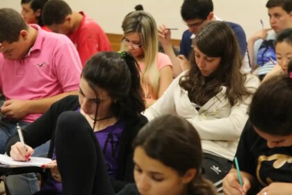 cnu-2025-mulheres-metade-das-vagas-na-segunda-fase-inscricoes-do-enem-dos-concursos-comecam-no-dia-2-de-julho-foto-marcos-santos-usp-imagens-tvt-news