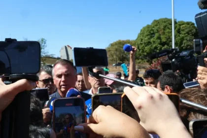 bolsonaro-nega-ter-descumprido-proibicao-de-uso-de-redes-sociais-os-advogados-de-bolsonaro-afirmaram-que-o-ex-presidente-nao-tem-controle-sobre-postagens-realizadas-por-terceiros-foto-antonio-cruz-agencia-brasil-tvt-news