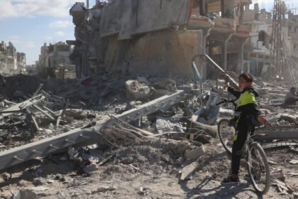 lula-genocidio-quem-tem-que-cuidar-de-gaza-sao-os-palestinos-gaza-destruida-por-israel-foto-eyad-el-baba-unicef-tvt-news