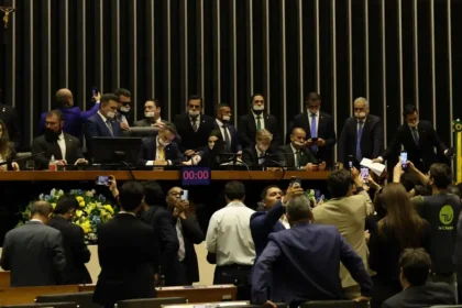 alcolumbre-motta-pedem-dialogo-ocupacao-plenarios-tvt-news