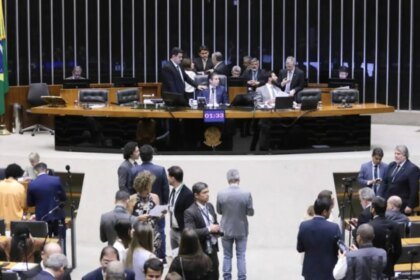 camara-aprova-urgencia-para-isencao-do-ir-ate-r-5-mil-mudanca-deve-beneficiar-diretamente-cerca-de-10-milhoes-de-pessoas-foto-kayo-magalhaes-camara-dos-deputados-tvt-news