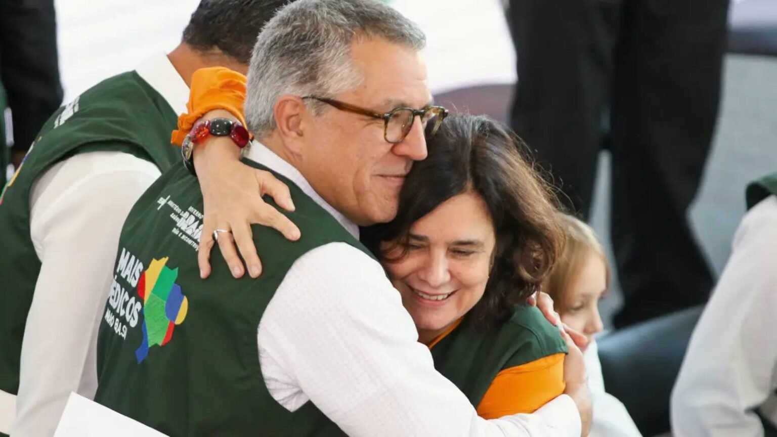 EUA cancelam vistos de esposa e filha de Alexandre Padilha.jpg