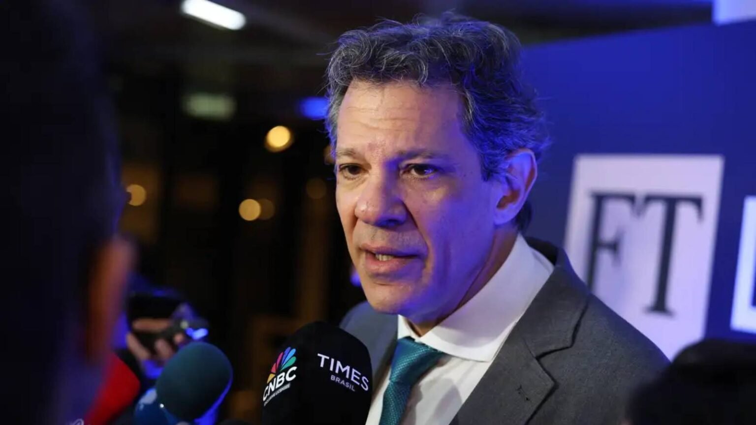 eua-querem-impor-solucao-constitucionalmente-impossivel-para-o-brasil-comercio-bilateral-infelizmente-vai-cair-ainda-mais-disse-o-ministro-foto-rovena-rosa-abr-tvt-news