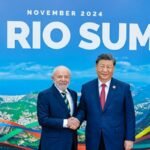 Em meio às tarifas dos EUA, Lula e Xi Jinping conversam sobre cooperação 3 Em meio as tarifas dos EUA Lula e Xi Jinping.jpg